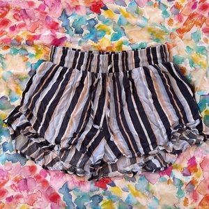 Hollister soft shorts size medium